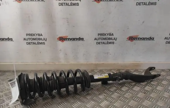 Mercedes-Benz GLC X253 C253 Front shock absorber with coil spring A2533202966