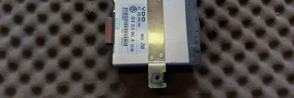 Volkswagen Lupo Voltage converter/converter module 6E0919041A