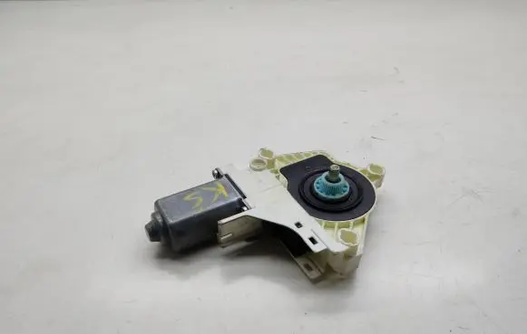 Seat Alhambra (Mk2) Front door window regulator motor 8K0959802B
