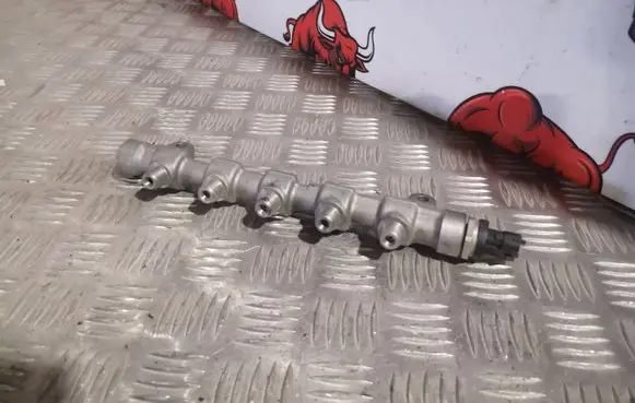 Hyundai i40 Fuel main line pipe 0445214181 314002A420 3071615