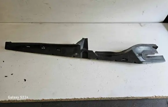 Ford Mondeo MK IV Fender mounting bracket 7S71A02078A D2L4A