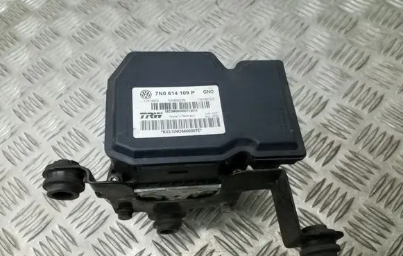 Volkswagen Sharan ABS Pump 7N0614109P