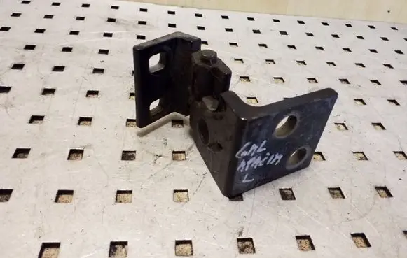 BMW X5 E53 Rear door lower hinge