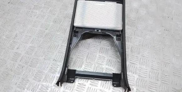 Volvo XC90 Cup holder 30643839