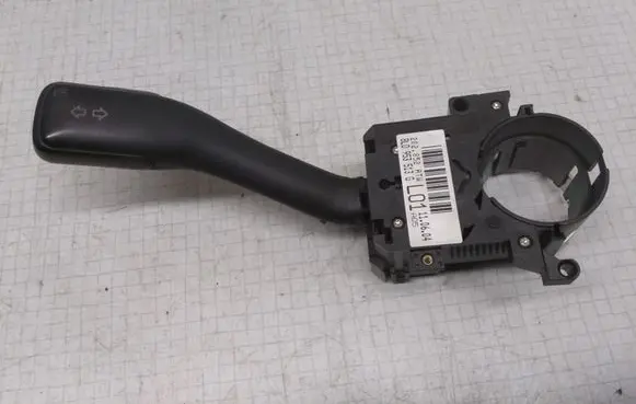 Volkswagen Golf IV Indicator stalk 8L0953513G