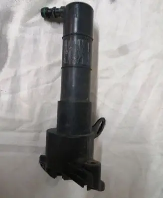 Volvo XC90 Headlight washer spray nozzle 0510050212