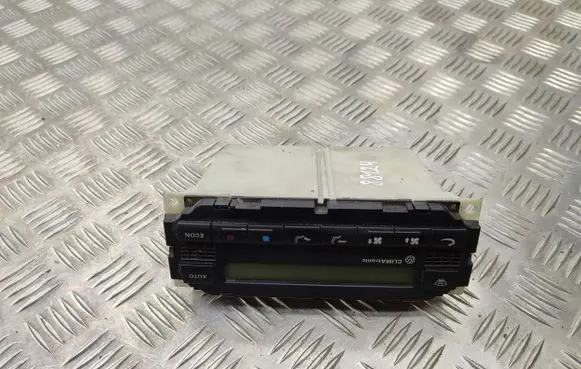 Volkswagen PASSAT B5 Climate control unit