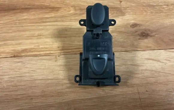 Honda Civic Electric window control switch M31534