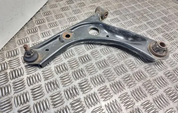 Citroen C1 Front lower control arm/wishbone 1798l