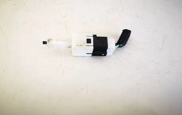 Honda CR-V Brake pedal sensor switch M28988