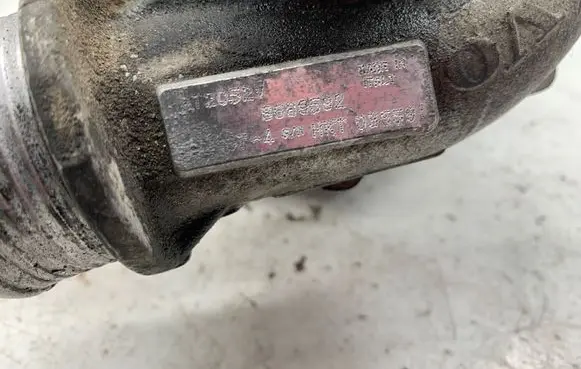 Volvo S80 Turbo 8689592 GT2052V