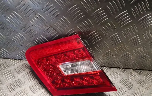 Mercedes-Benz E A207 Tailgate rear/tail lights 2078200364 A2078200364