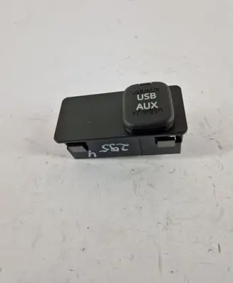 Mazda 2 AUX in-socket connector CA16700200
