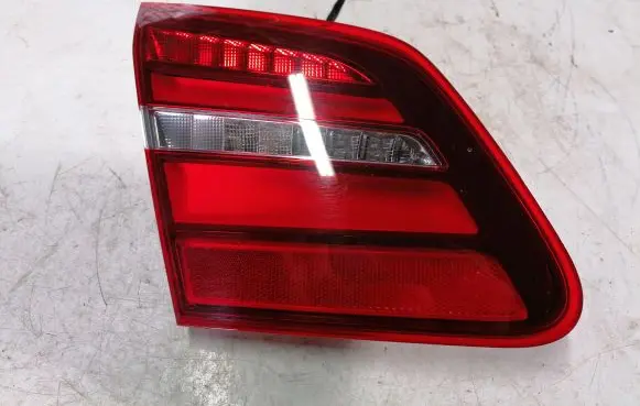 Mercedes-Benz B W246 W242 Tailgate rear/tail lights A2469069100