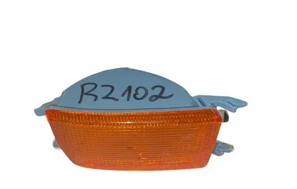 Volkswagen Golf III Front indicator light