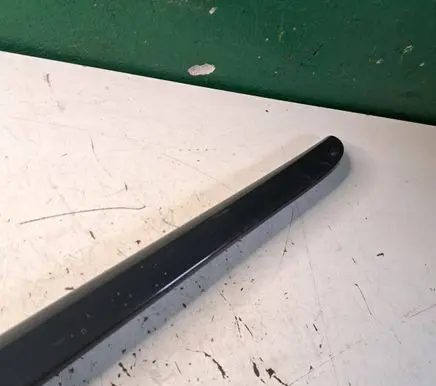 Audi A4 S4 B6 8E 8H Front door trim bar AL36