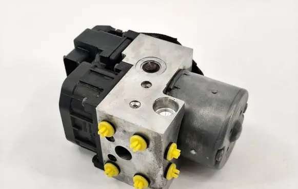 Toyota Corolla E120 E130 ABS Pump 0265216850 0273004571