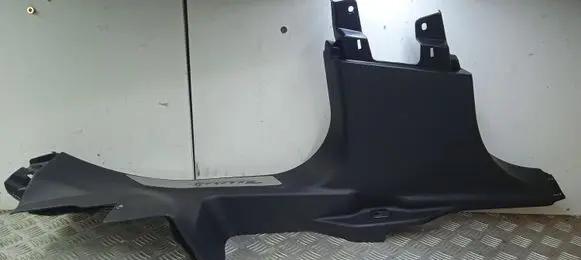 Maserati Levante Rear sill trim cover 670040378