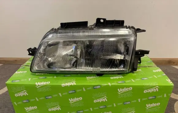 Peugeot 605 Headlight/headlamp 67531879 0491003 084669
