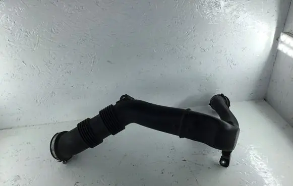 Mazda 6 Intercooler hose/pipe 9X239689AD 6652A