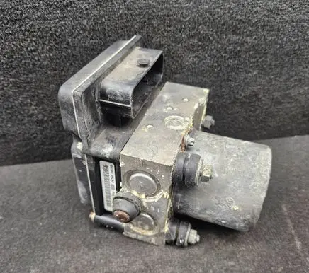 Audi A6 S6 C6 4F ABS Pump 4F0910517AK 4F0614517AT