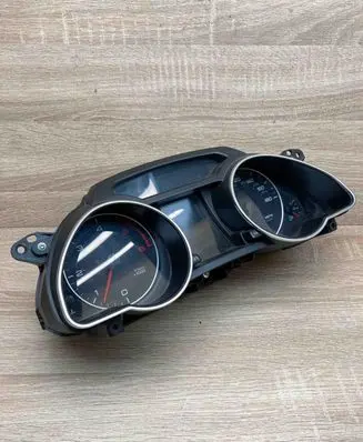 Audi A5 8T 8F Speedometer (instrument cluster) 8T0920983B