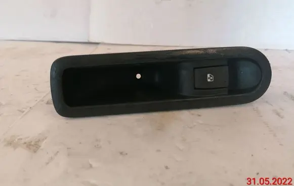 Renault Scenic II - Grand scenic II Electric window control switch 156013870