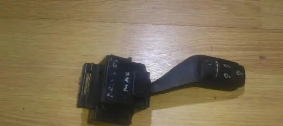 Ford Focus C-MAX Wiper control stalk 17d940