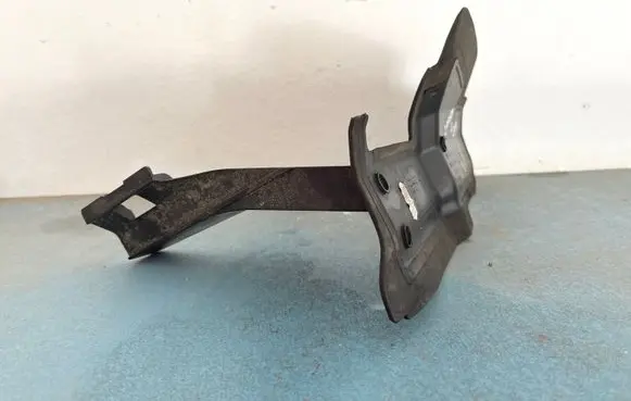 Opel Zafira C Side radiator support slam panel 20897269
