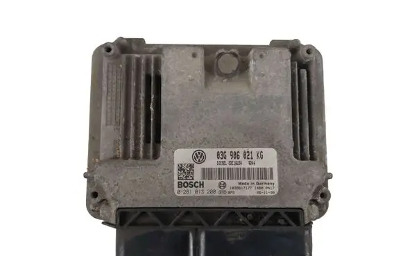 Volkswagen Golf V Engine control unit/module 03G906021KG 1039S17177 0281013200