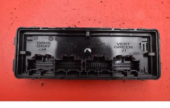 Opel Insignia A Engine control unit/module ECU 84330217