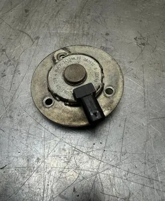 Audi A5 8T 8F Camshaft vanos timing valve 06J109259A