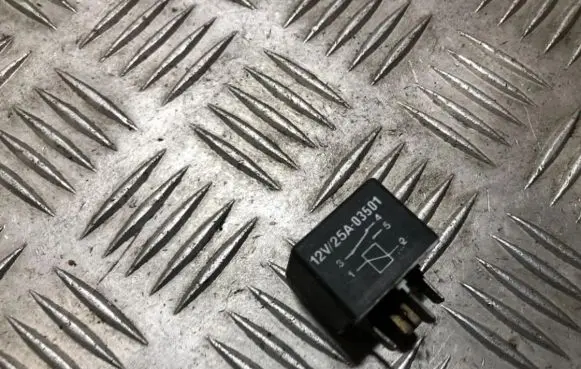 Peugeot 306 Other relay