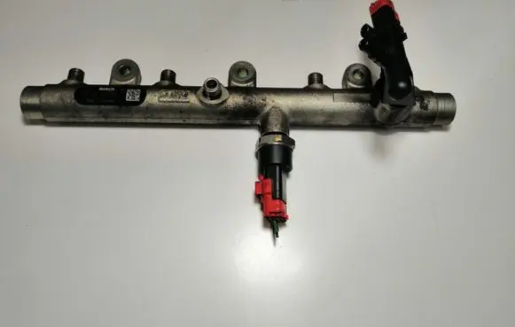 Citroen C5 Fuel main line pipe 0445214019 018250 440D