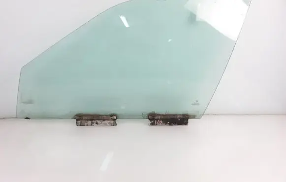 BMW 3 E36 Front door window glass four-door 