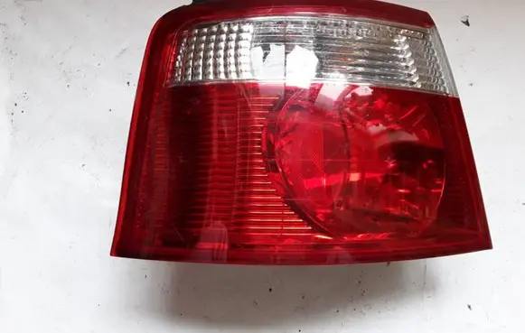 KIA Carens I Rear/tail lights 0K2FB51140