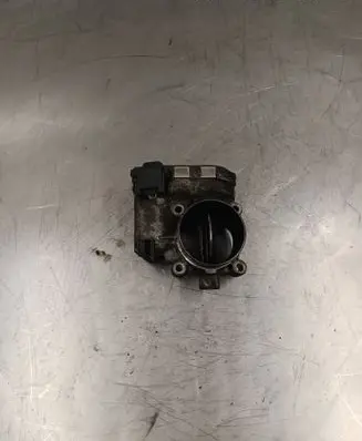 Volvo V70 Throttle valve 8692720 0281002701 07W435