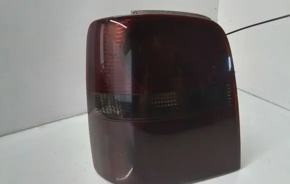 Volkswagen Touran I Rear/tail lights 1T0945257A