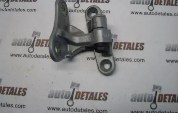 Mercedes-Benz ML W164 Front door upper hinge