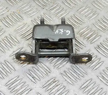 Nissan Pathfinder R51 Rear door lower hinge