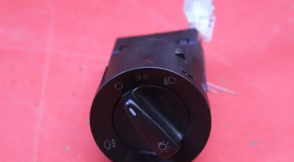 Volkswagen Polo III 6N 6N2 6NF Light switch