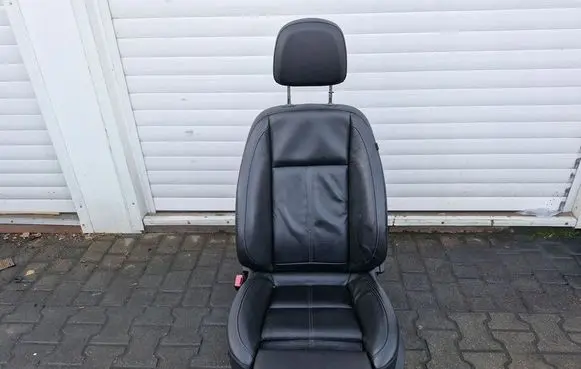 Opel Astra J Front driver seat 34453534534543