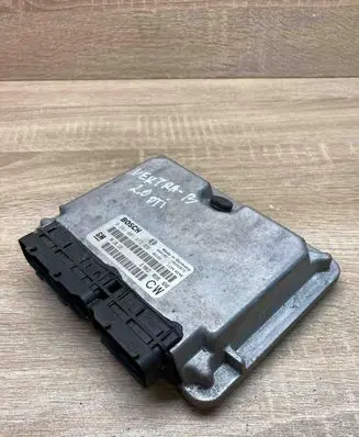 Opel Vectra B Engine control unit/module ECU 09136118 0281001873