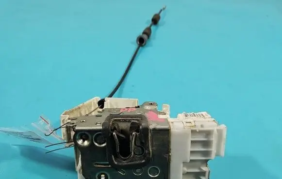 Mercedes-Benz ML W164 Front door lock 1697202835 IMPRK1564178