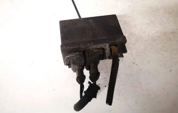 Glow plug pre-heat relay