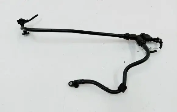 BMW 7 G11 G12 Breather hose/pipe 7643106