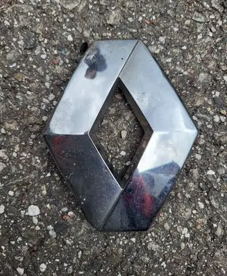 Renault Kadjar Manufacturer badge logo/emblem 908895927R