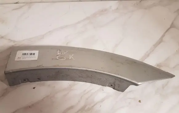 Mitsubishi Pajero Fender trim (molding) MN117225