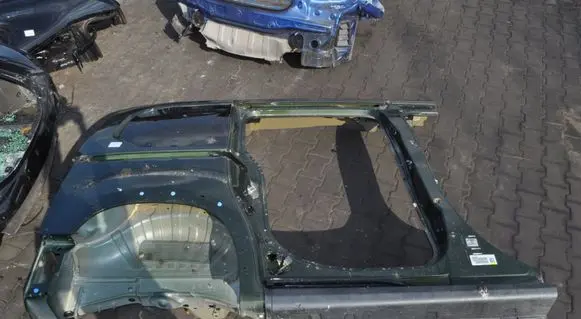 Peugeot Rifter Front quarter panel 