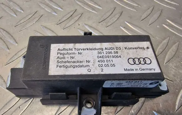 Audi A8 S8 D3 4E Door control unit/module 04E0919064